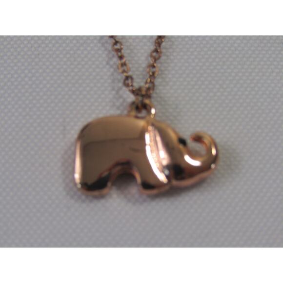 Rose Gold Elephant Necklace Chain Pendant 18" Boho Minimalist Neutral Animal - Picture 1 of 5